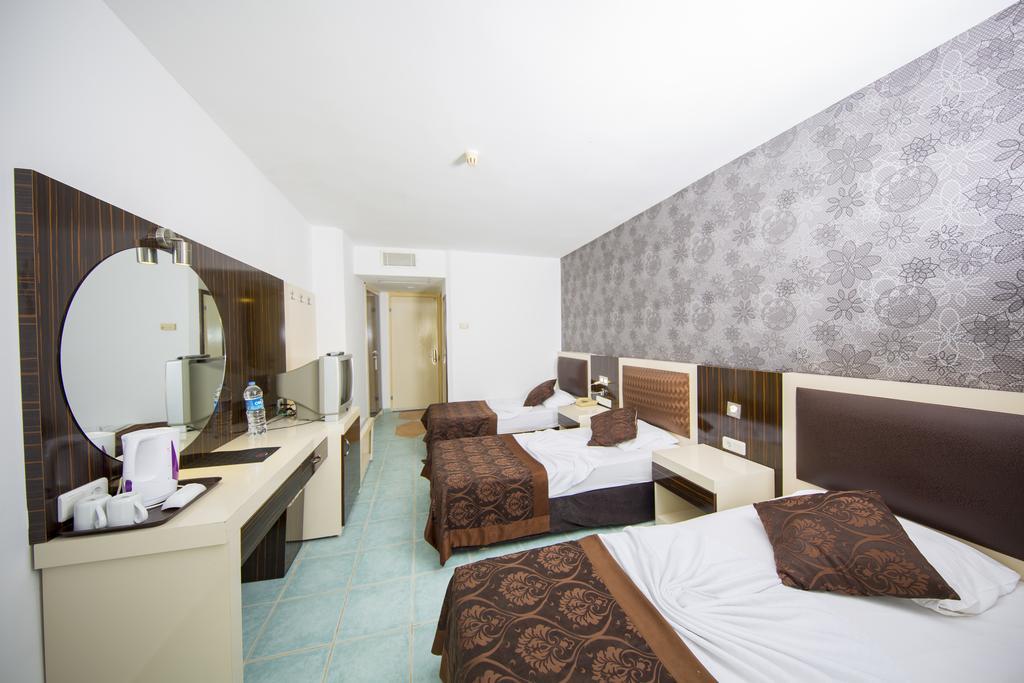 First Class Ośrodek wypoczynkowy 5*