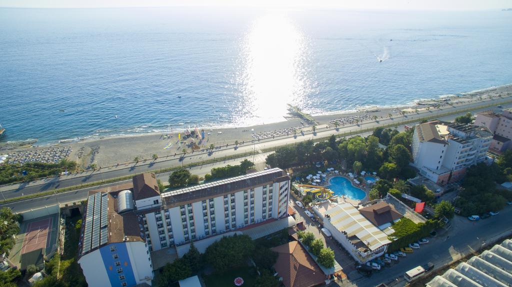 Semesteranläggning (resort) First Class Alanya
