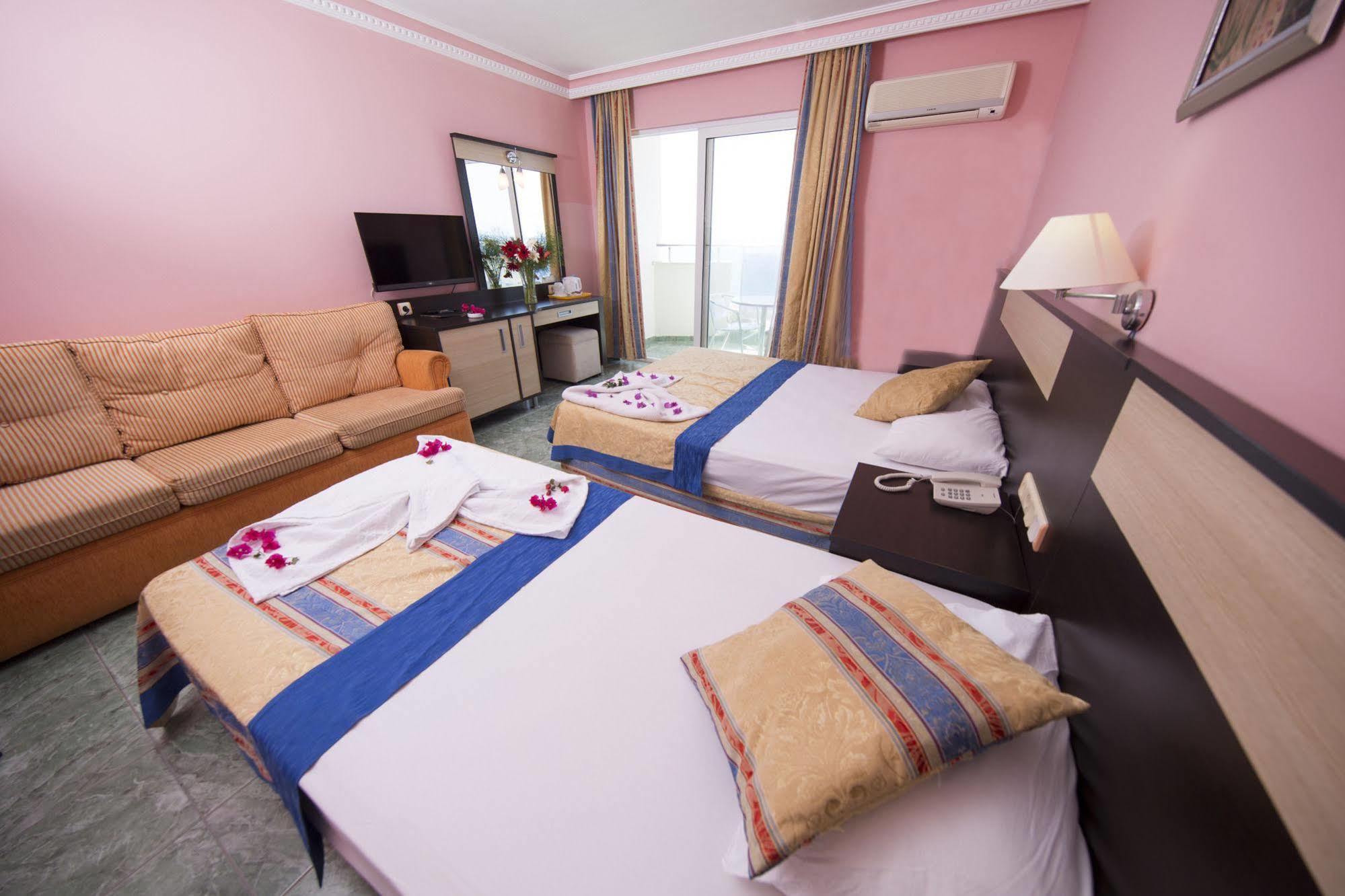 First Class Ośrodek wypoczynkowy 5*