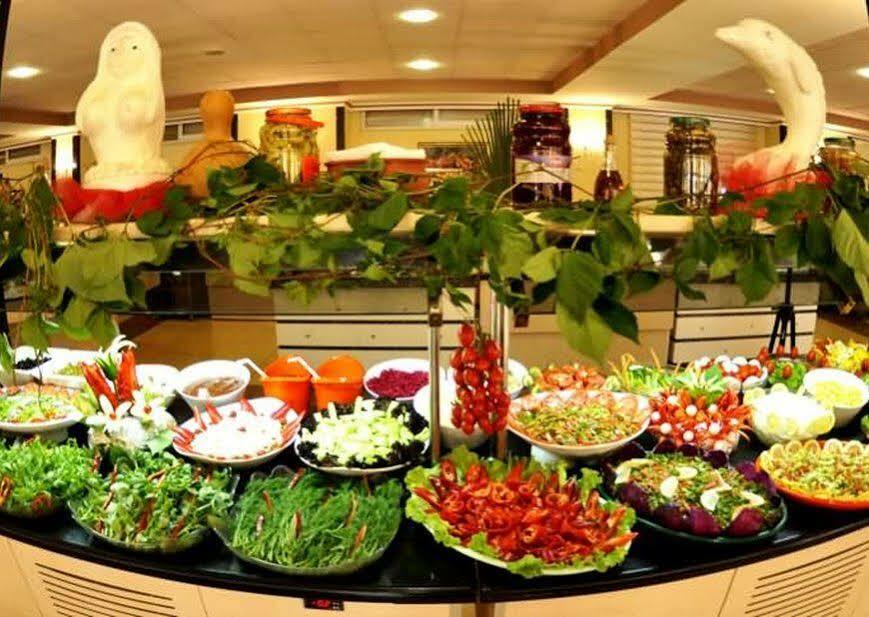 First Class Semesteranläggning (resort) 5*